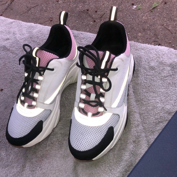 YK1K shoes - Picture 3 of 4